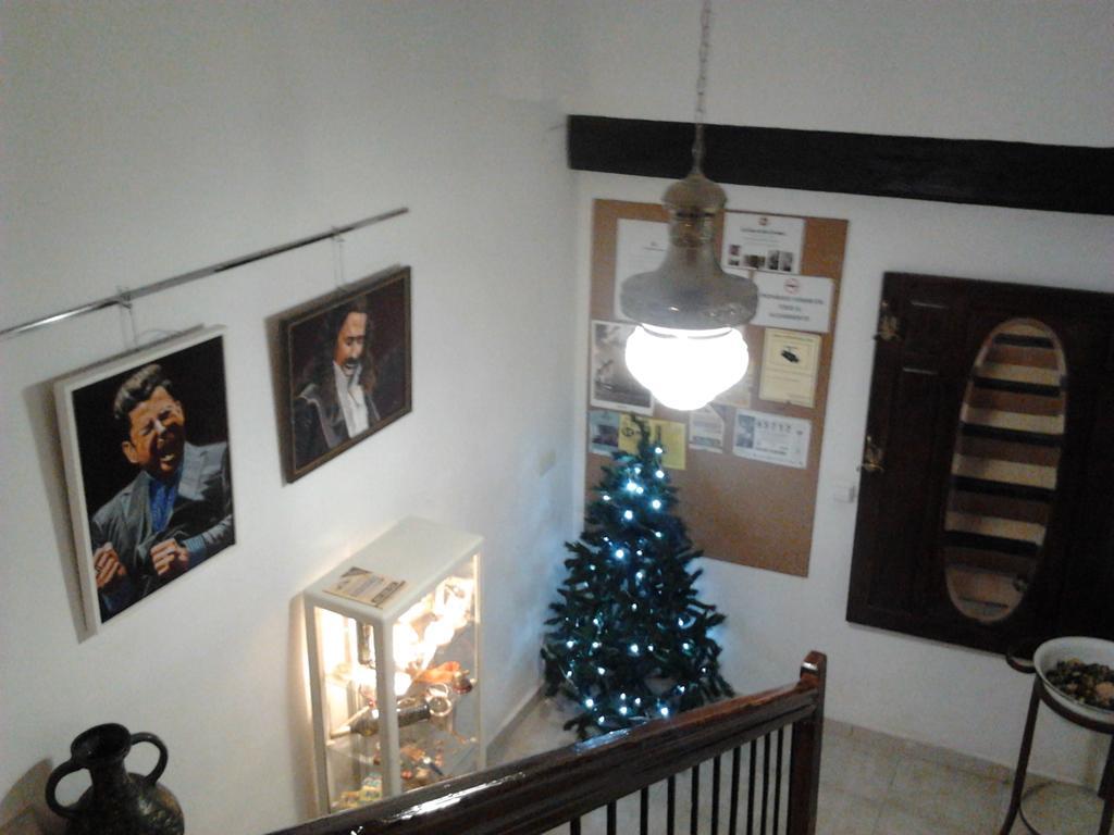 Hostal Los Aromas Villena Extérieur photo